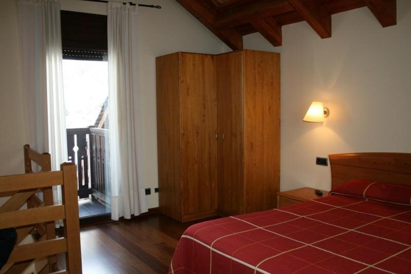 Apartamentos Les Picardes Espot Room photo